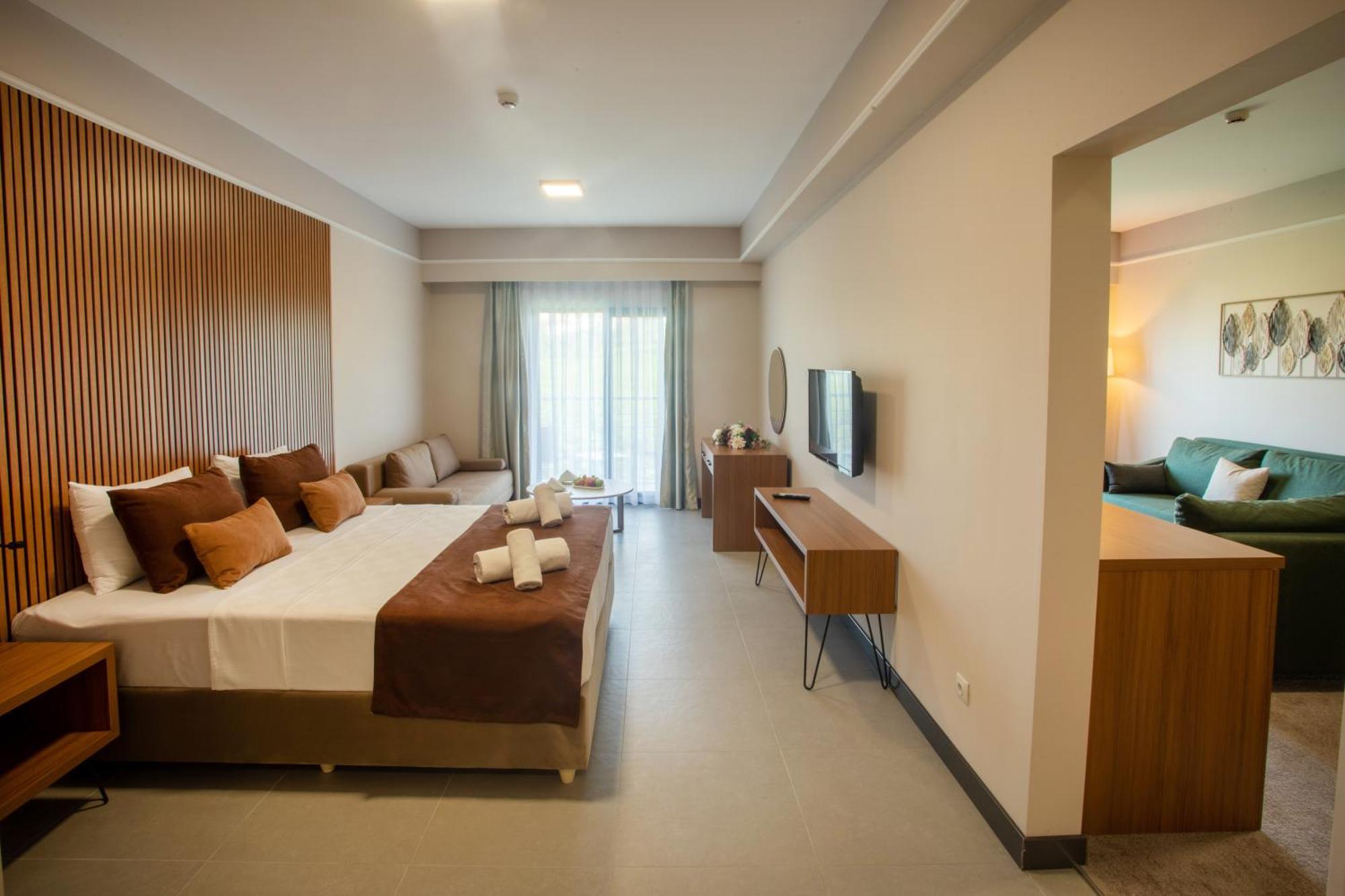 טראבזון First Joy Hotel מראה חיצוני תמונה