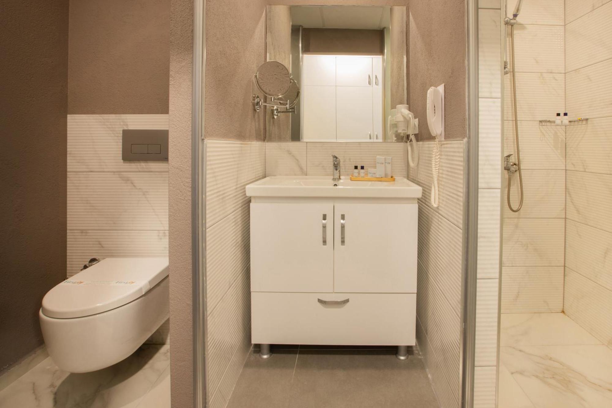 טראבזון First Joy Hotel מראה חיצוני תמונה