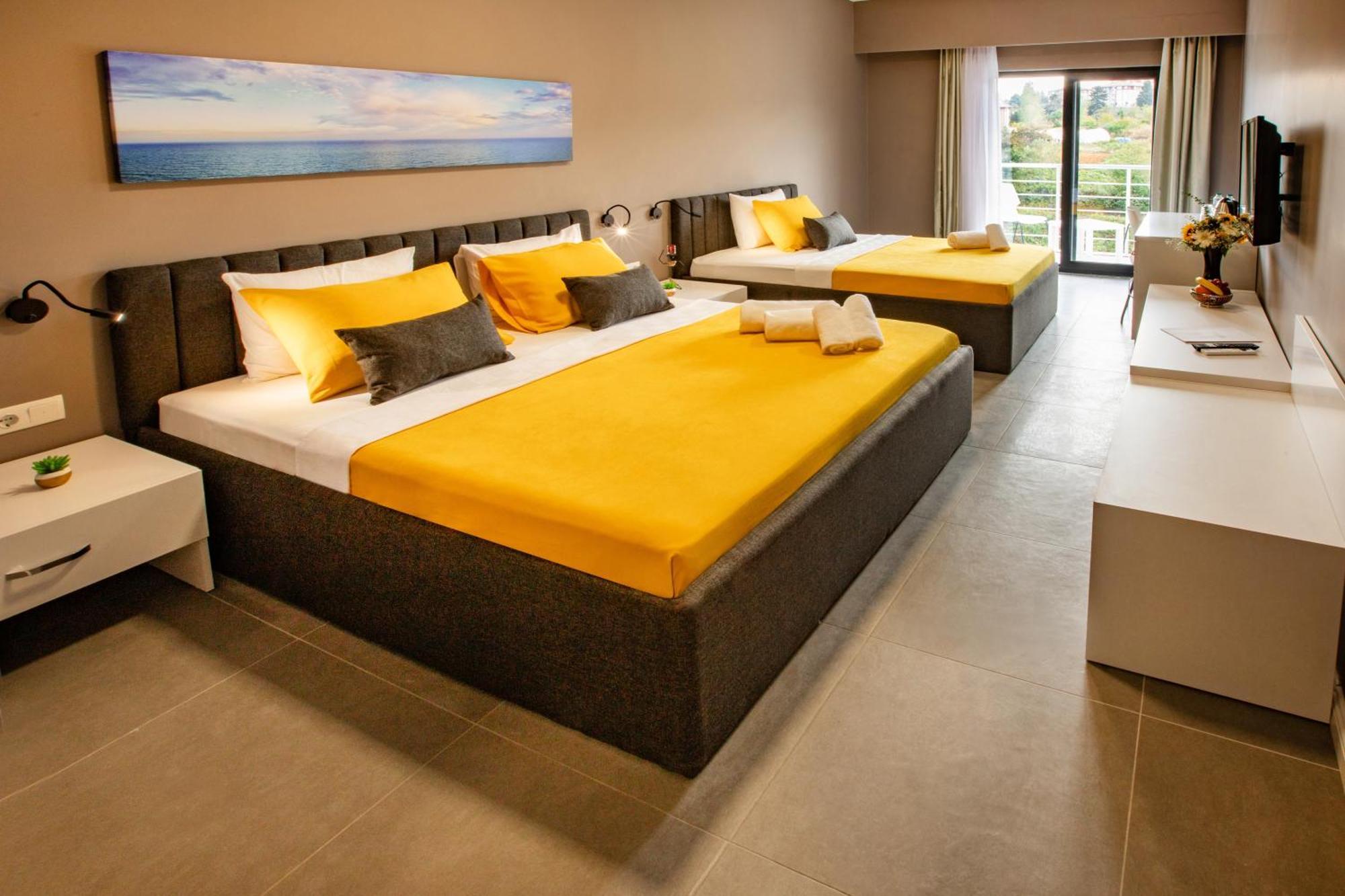 טראבזון First Joy Hotel מראה חיצוני תמונה