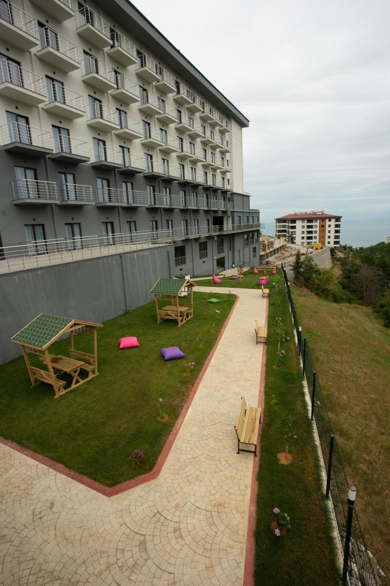 טראבזון First Joy Hotel מראה חיצוני תמונה